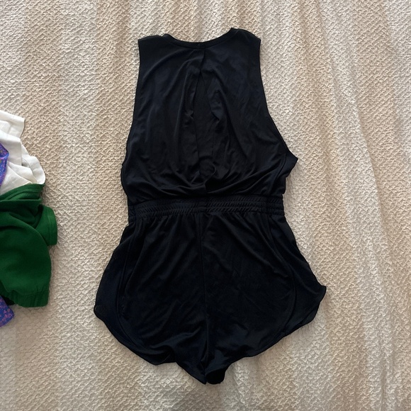 Nike romper - Picture 2 of 5